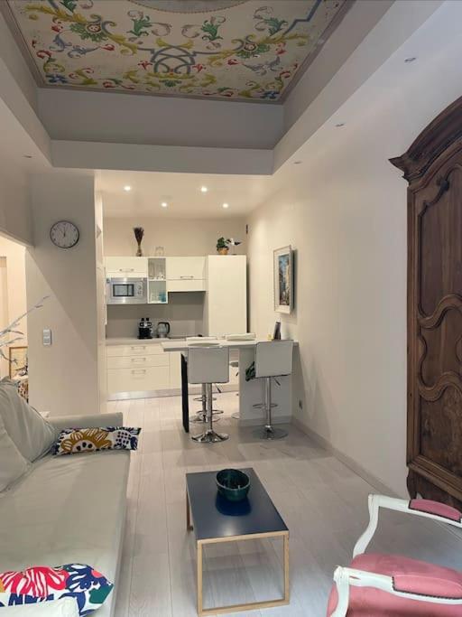 Luxury Apartment In The Heart Of Old Town Nice. Εξωτερικό φωτογραφία