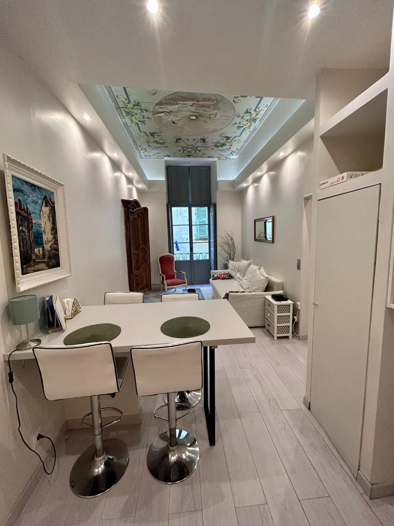 Luxury Apartment In The Heart Of Old Town Nice. Εξωτερικό φωτογραφία